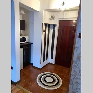 Cozy In The Heart Of Appartement Bucarest